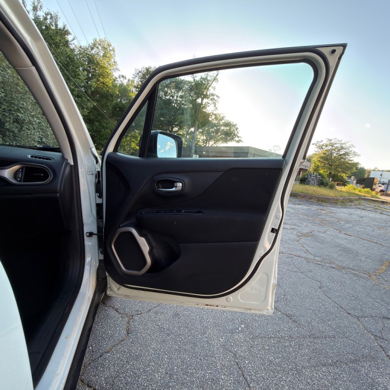 2017 Jeep Renegade Image 20
