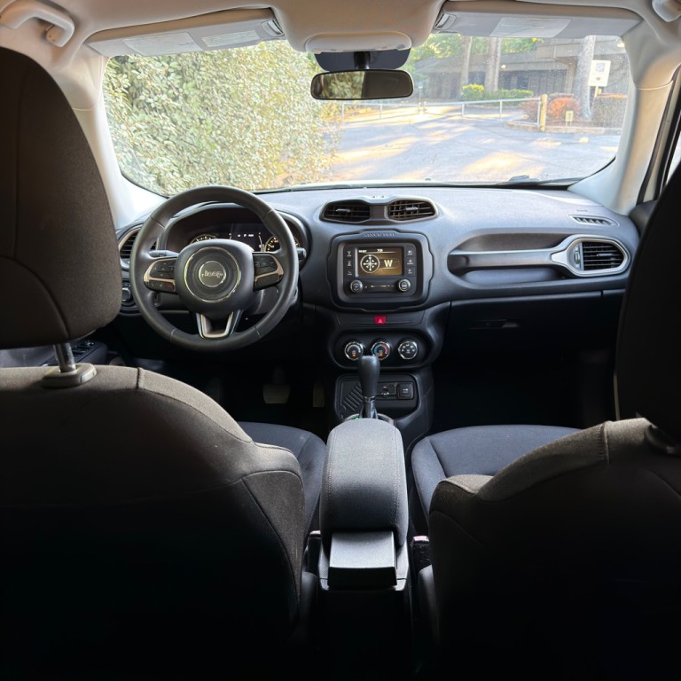 2017 Jeep Renegade Image 22