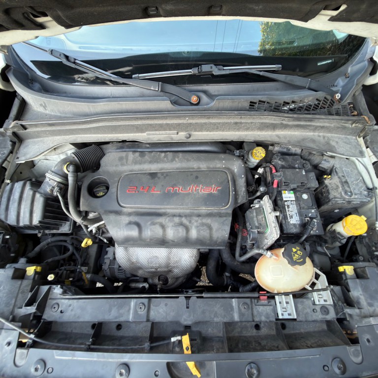 2017 Jeep Renegade Image 43