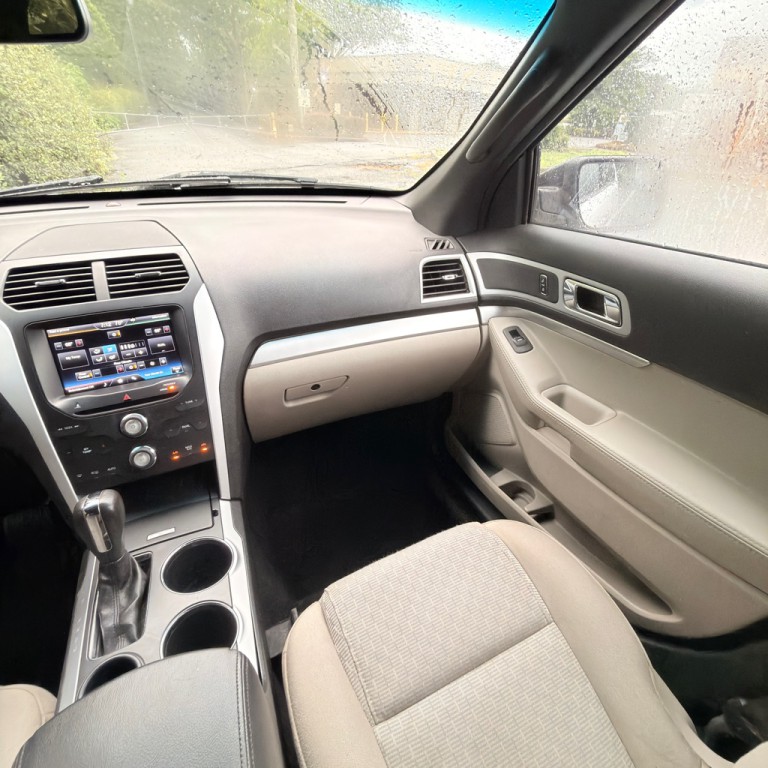 2014 Ford Explorer Image 32