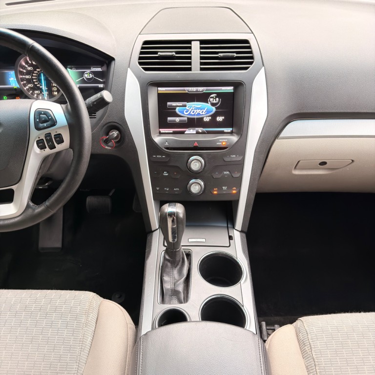 2014 Ford Explorer Image 35