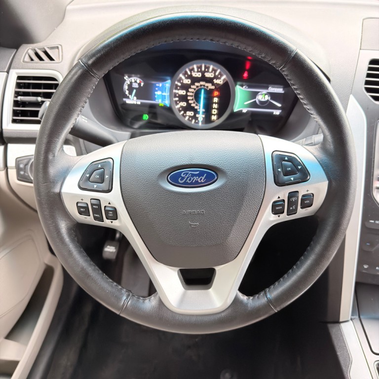 2014 Ford Explorer Image 39
