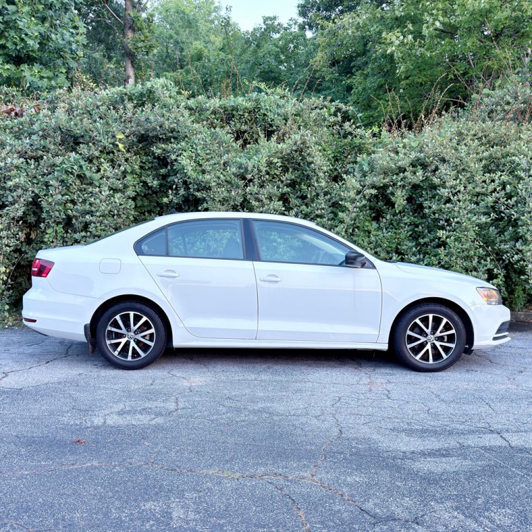 2016 Volkswagen Jetta Image 4