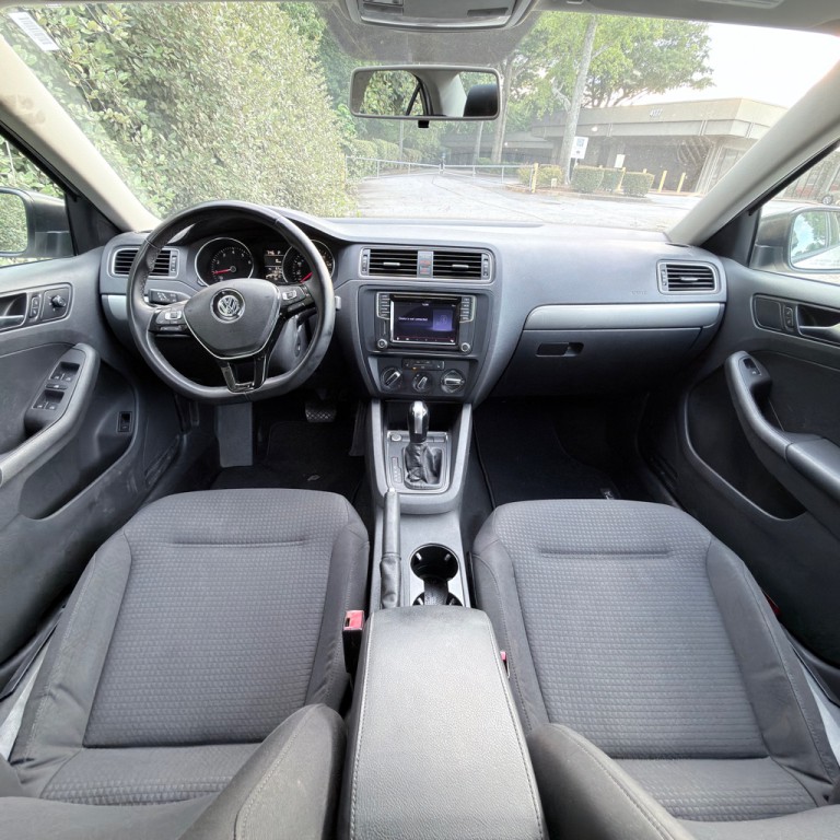 2016 Volkswagen Jetta Image 29
