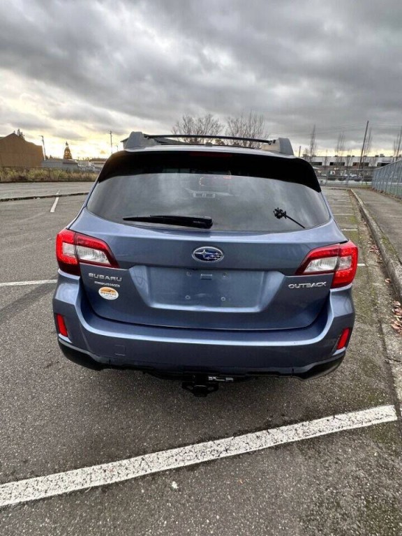 2015 Subaru Outback Image 4