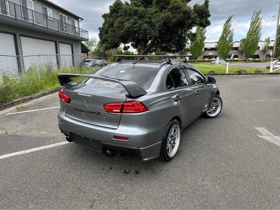 2014 Mitsubishi Lancer Evolution Image 6