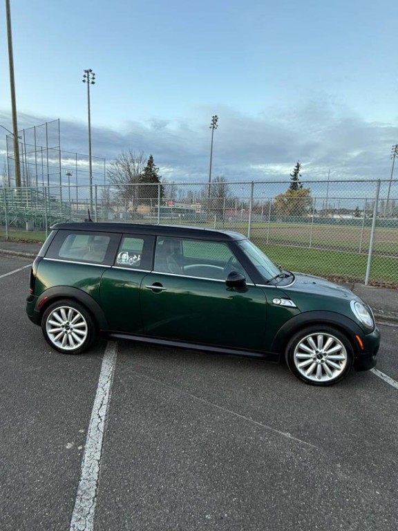 2013 MINI Cooper Clubman Image 3