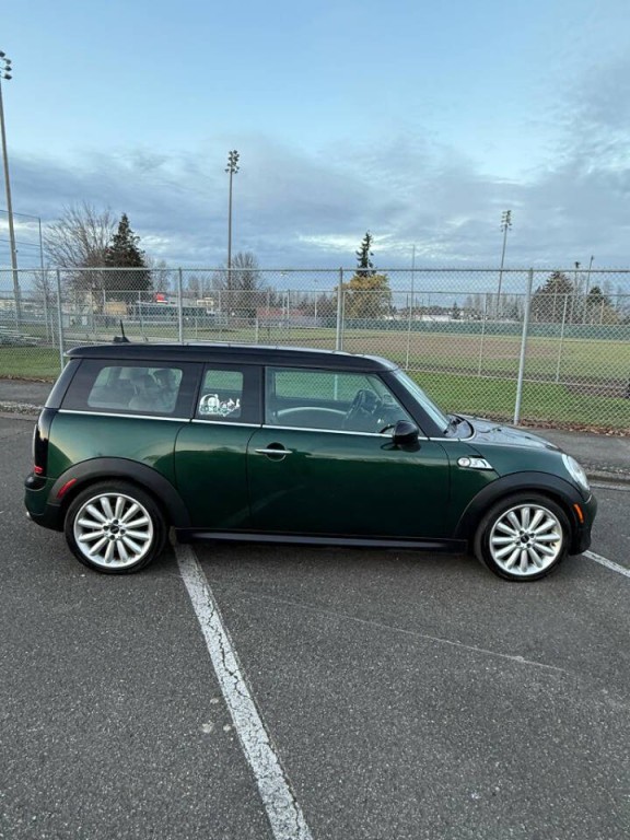 2013 MINI Cooper Clubman Image 8