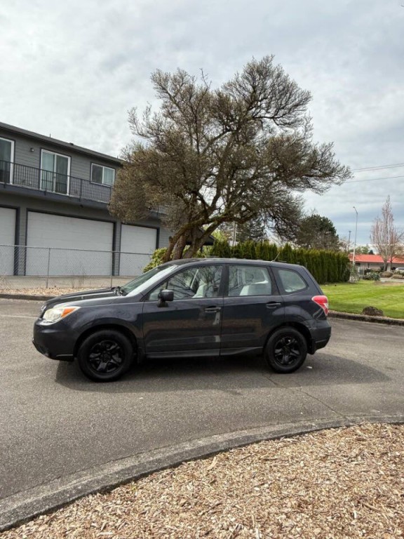 2014 Subaru Forester Image 10