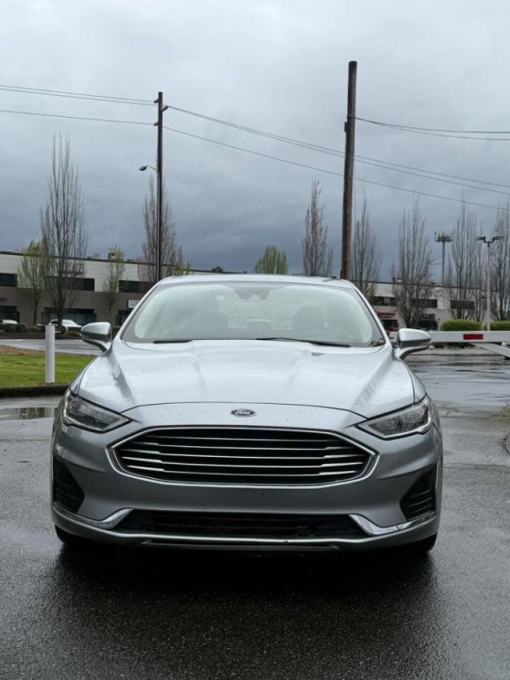 2020 Ford Fusion Image 2