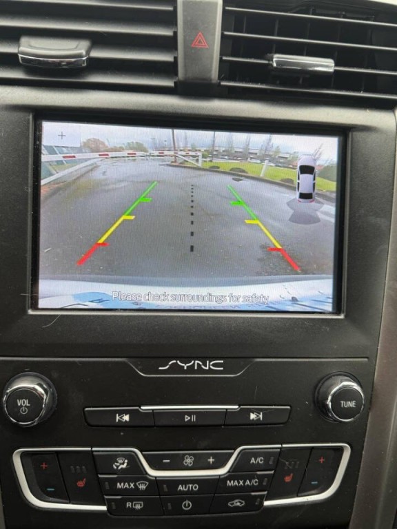 2020 Ford Fusion Image 10
