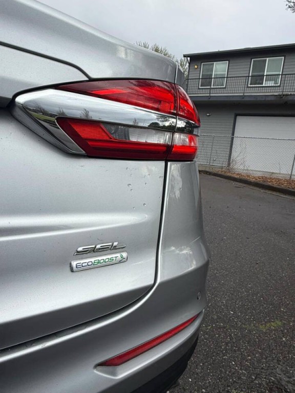 2020 Ford Fusion Image 12