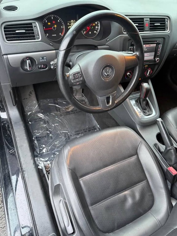 2013 Volkswagen Jetta Image 21