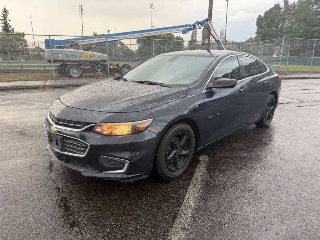 2016 Chevrolet Malibu Image 1