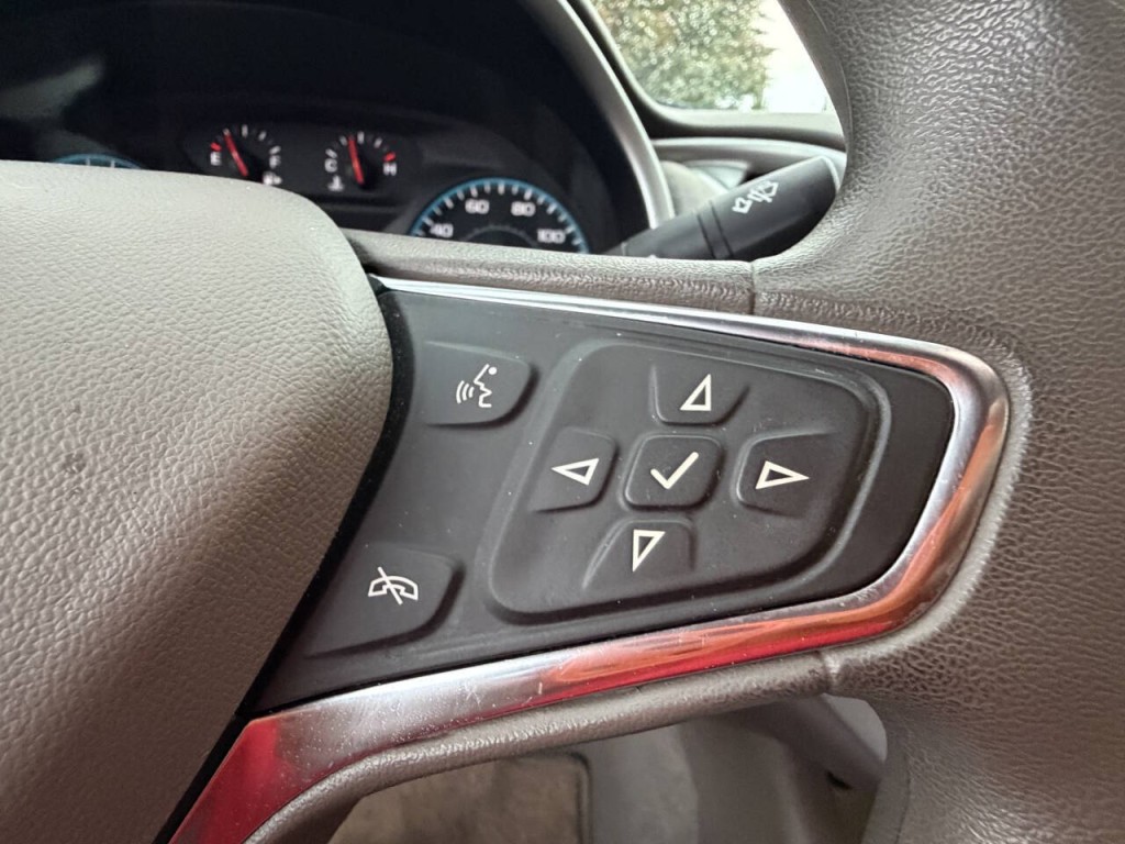 2016 Chevrolet Malibu Image 13