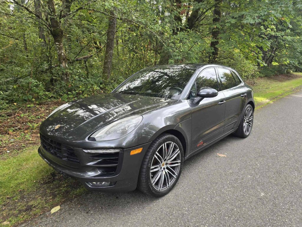 2017 Porsche Macan Image 23