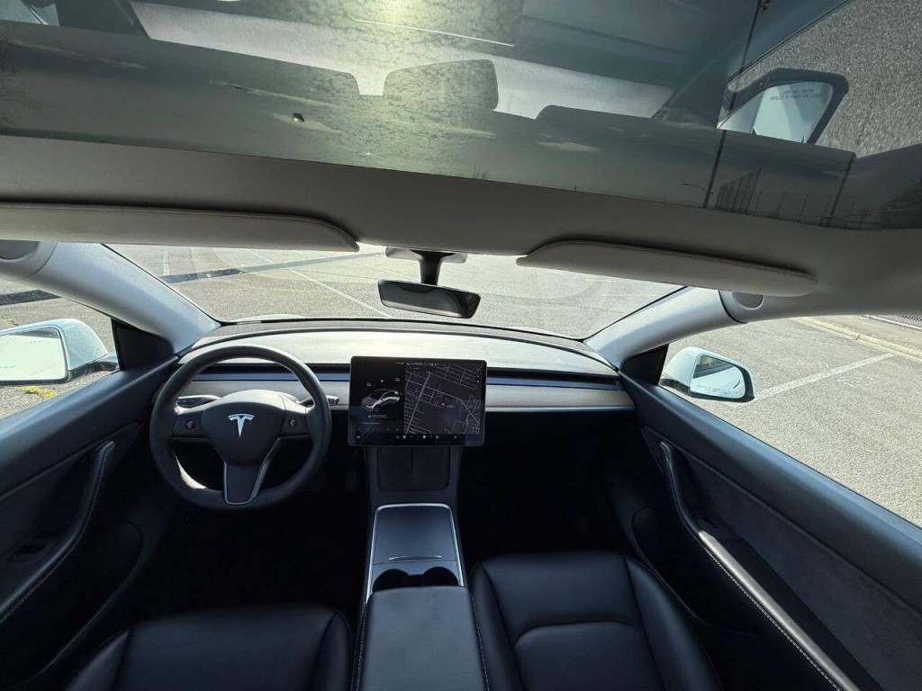 2021 Tesla Model Y Image 19