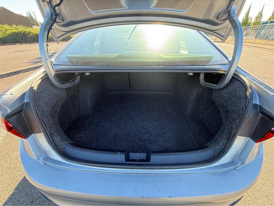 2024 Volkswagen Jetta Image 8