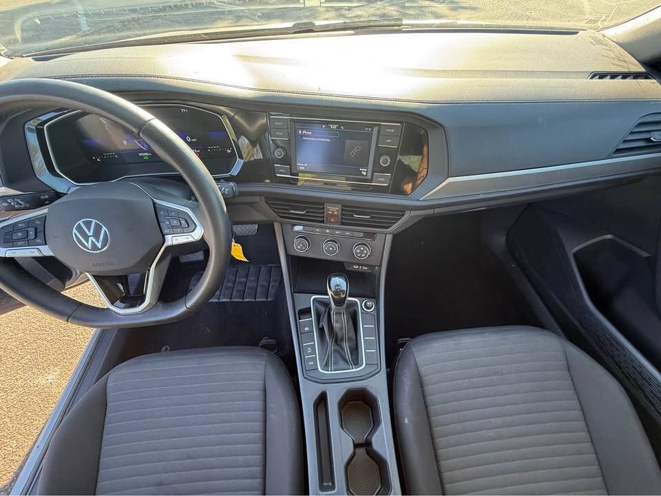 2024 Volkswagen Jetta Image 11