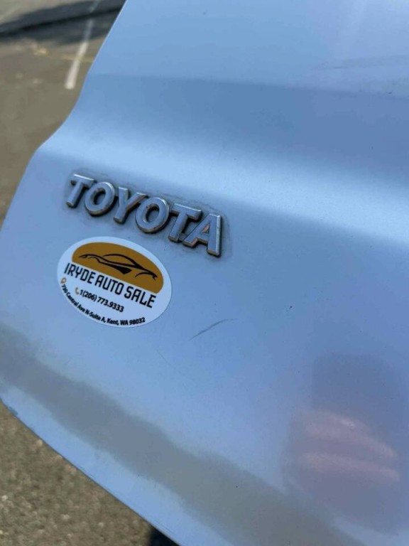 2003 Toyota 4Runner Image 25