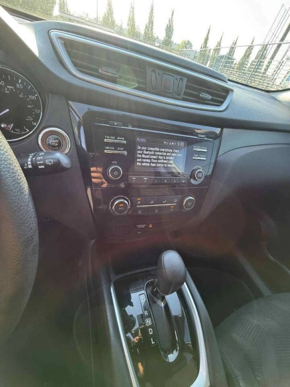 2015 Nissan Rogue Image 11