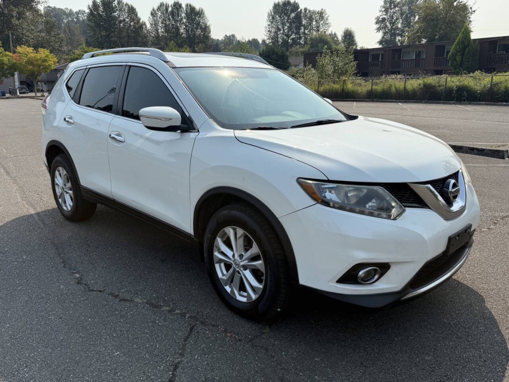 2015 Nissan Rogue Image 4