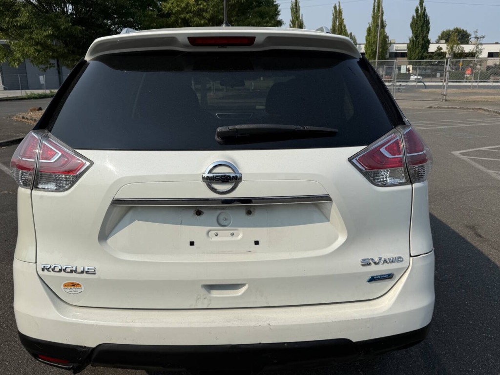 2015 Nissan Rogue Image 6