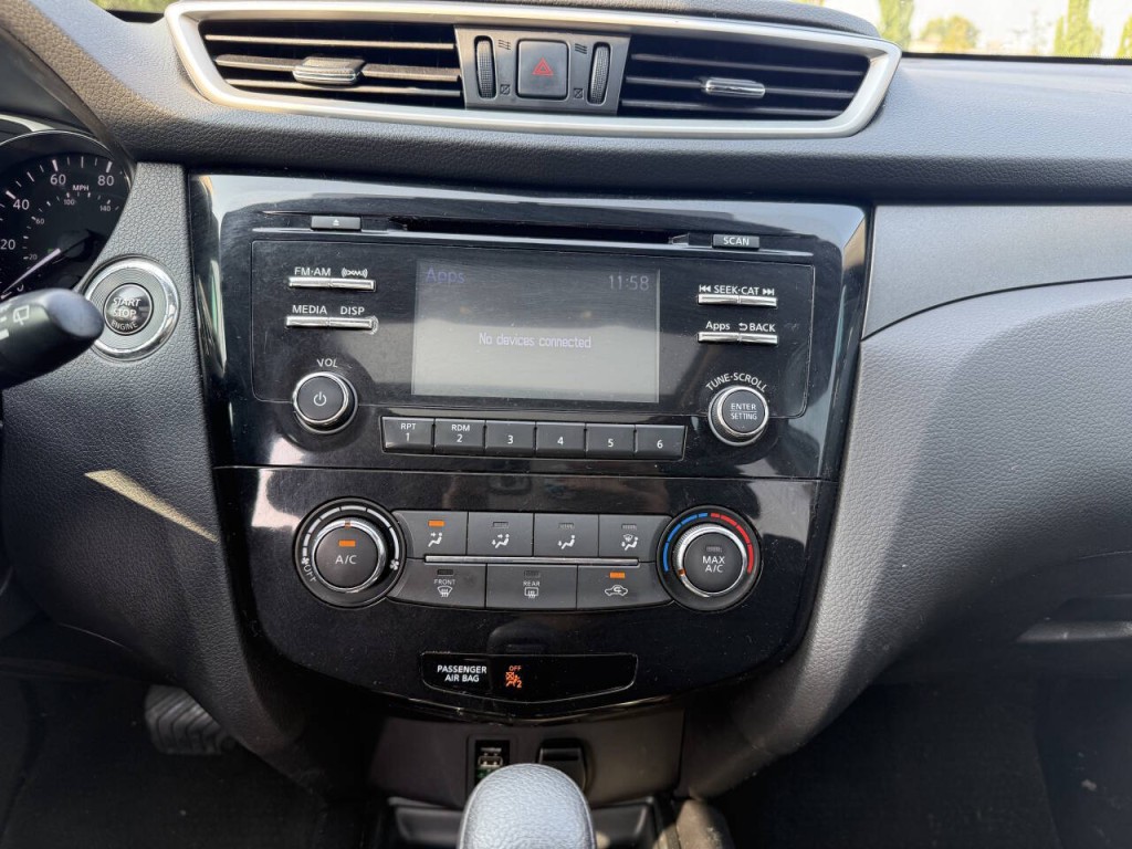 2015 Nissan Rogue Image 19