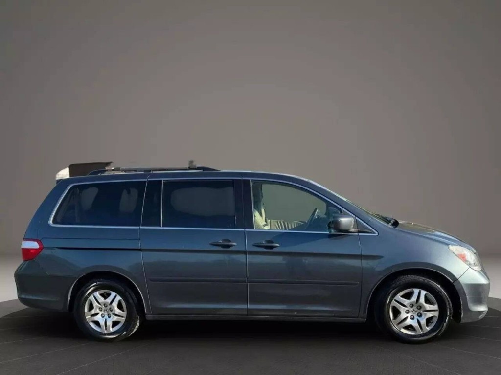 2006 Honda Odyssey Image 25