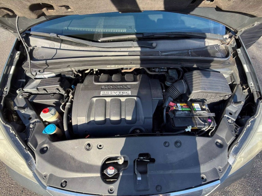 2006 Honda Odyssey Image 8