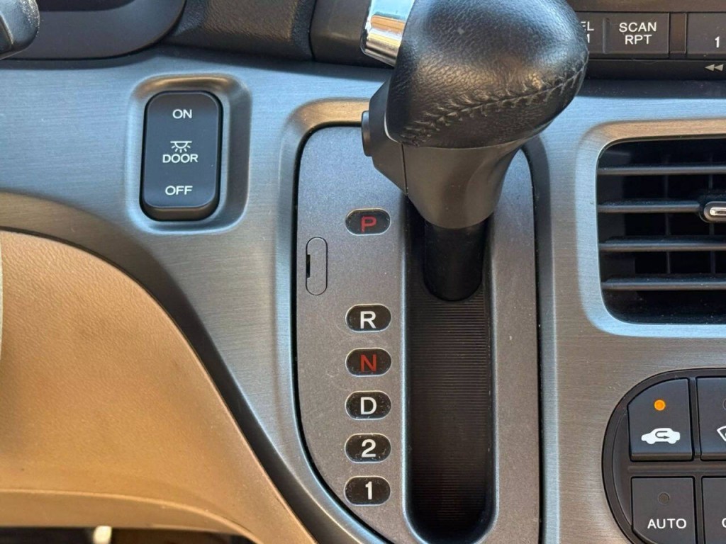 2006 Honda Odyssey Image 21