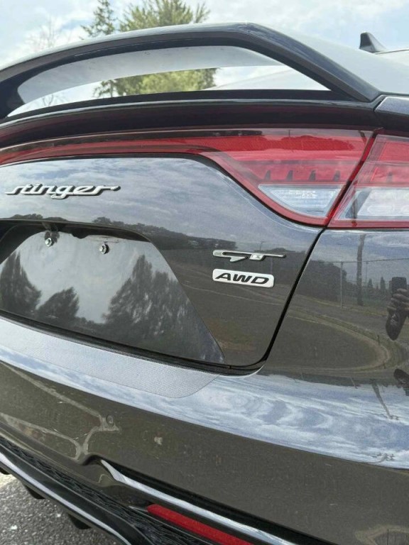 2022 Kia Stinger Image 10
