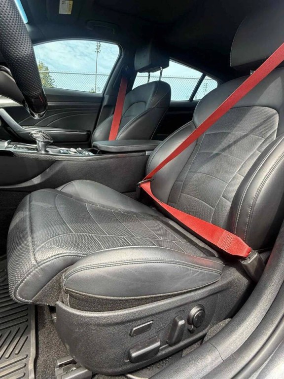 2022 Kia Stinger Image 12