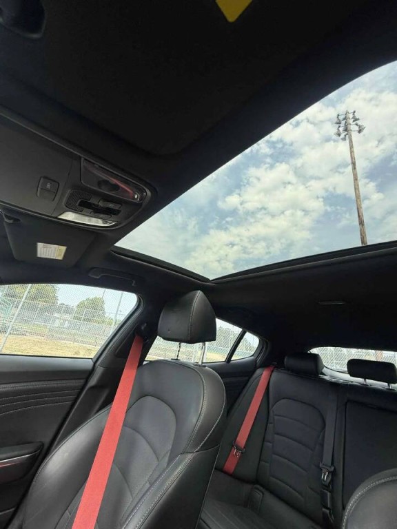 2022 Kia Stinger Image 33