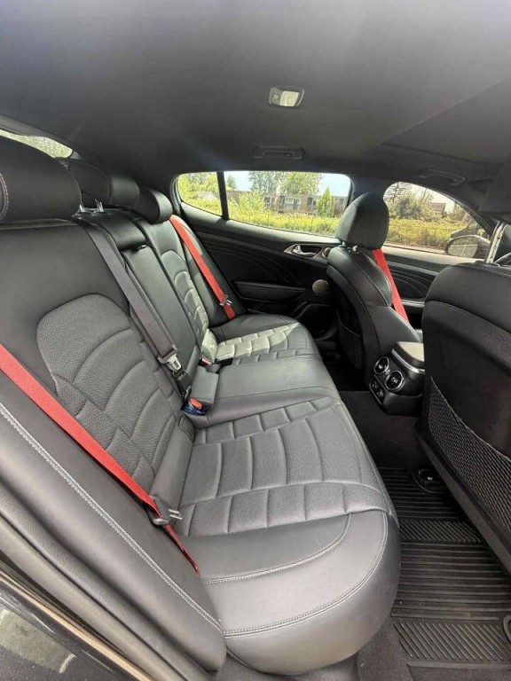 2022 Kia Stinger Image 40
