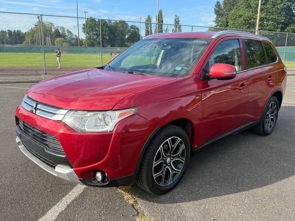 2015 Mitsubishi Outlander Image 3