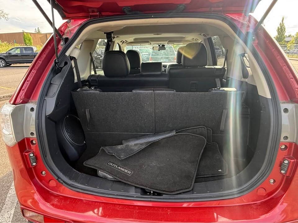 2015 Mitsubishi Outlander Image 15