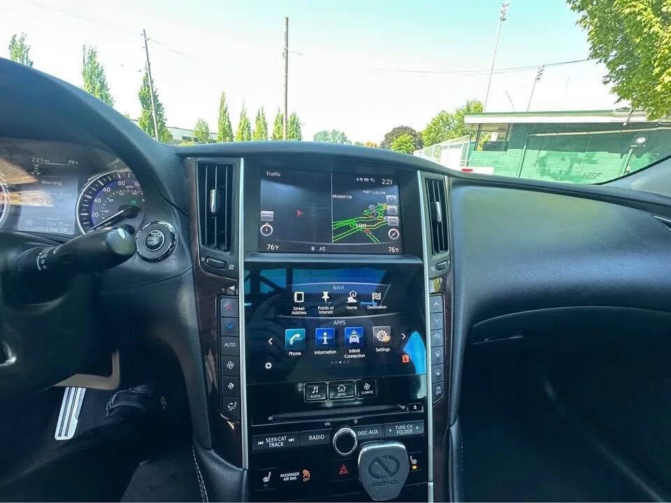 2015 INFINITI Q50 Image 3