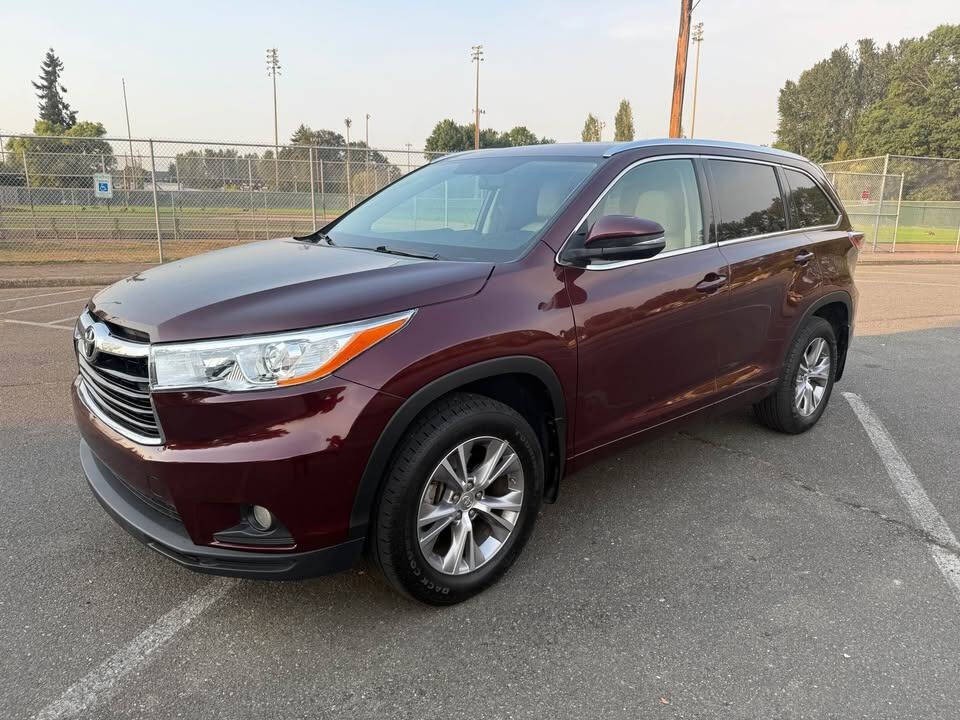 2015 Toyota Highlander Image 3