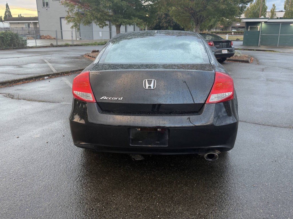 2012 Honda Accord Image 5