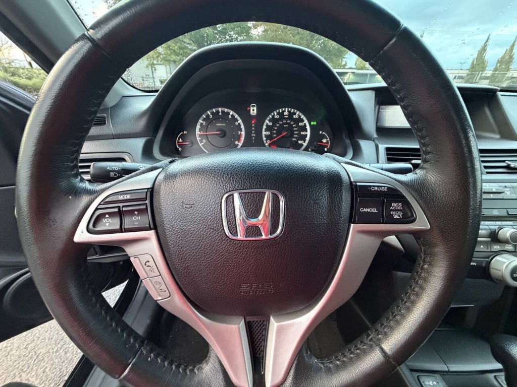 2012 Honda Accord Image 11