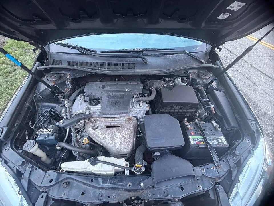 2015 Toyota Camry Image 10