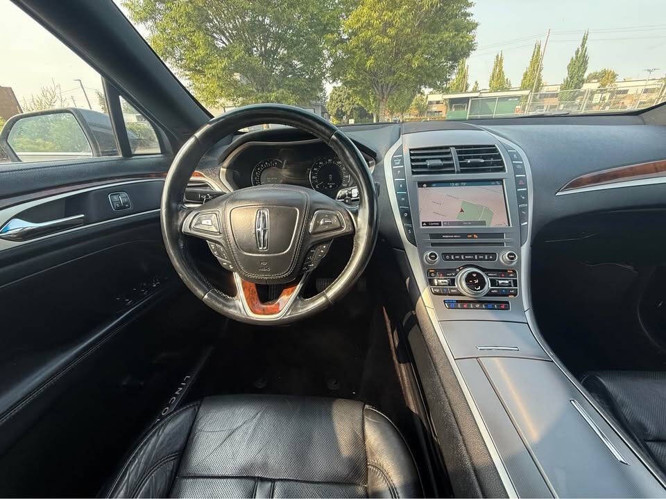 2017 Lincoln MKZ Image 6