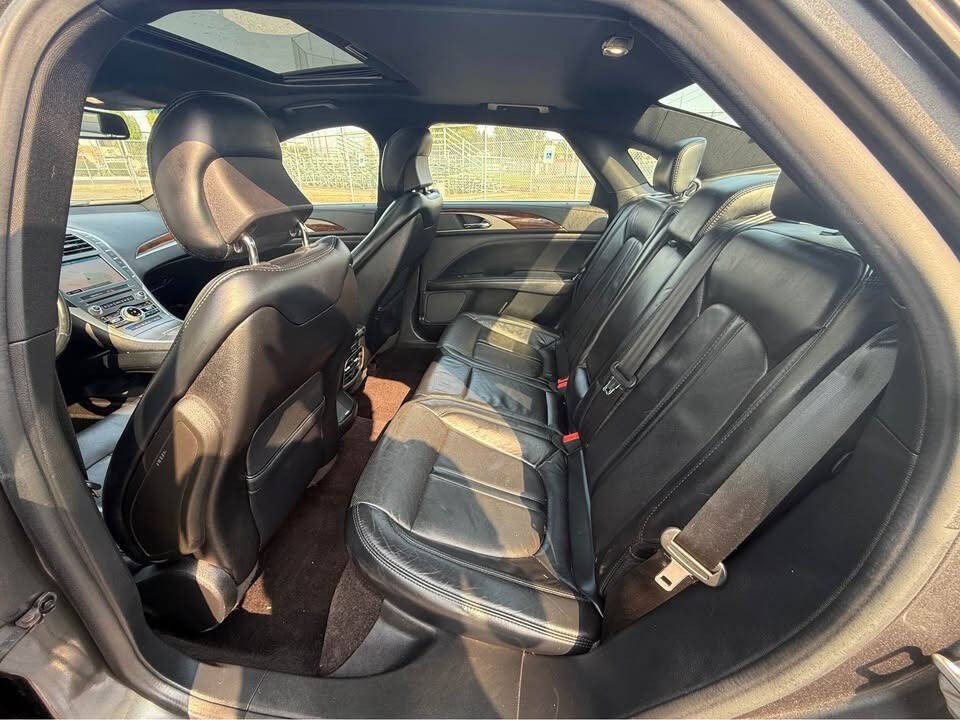 2017 Lincoln MKZ Image 11