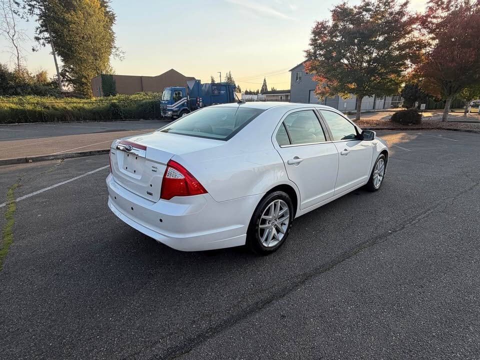 2010 Ford Fusion Image 5