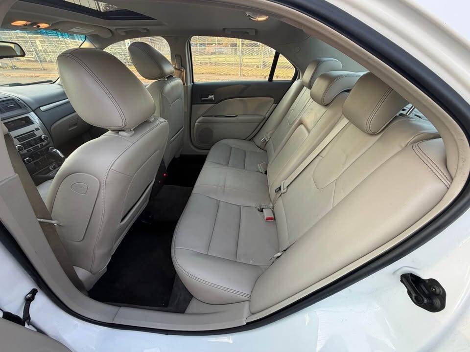 2010 Ford Fusion Image 6