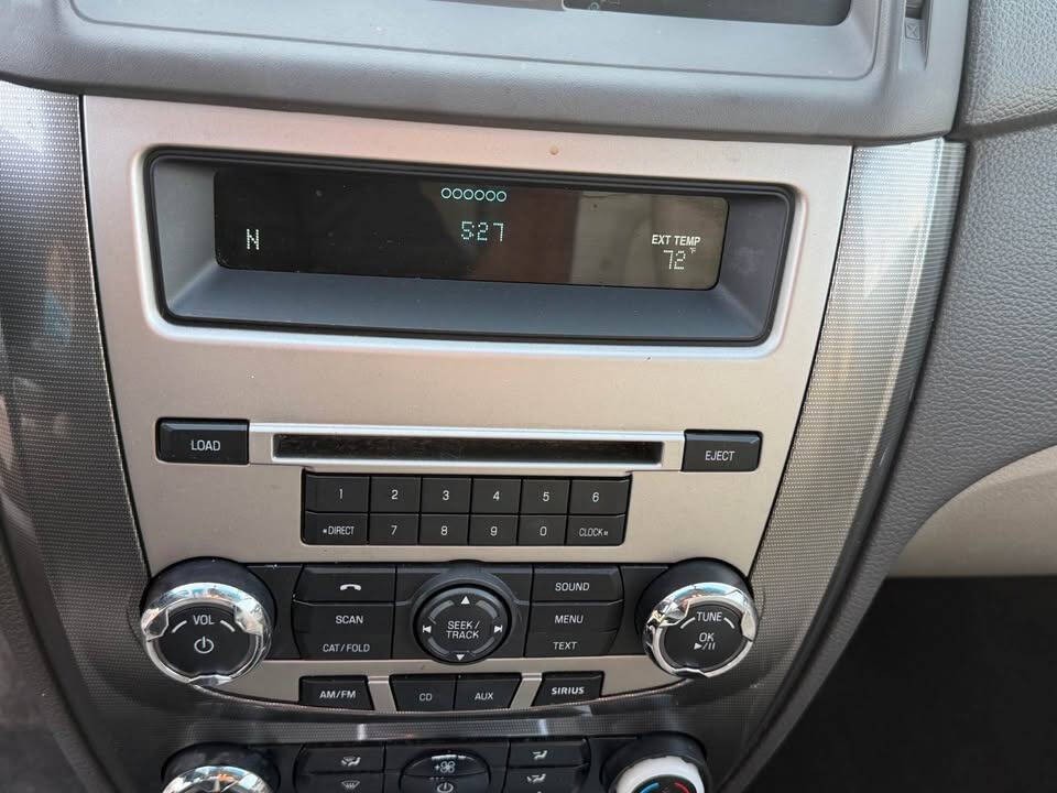 2010 Ford Fusion Image 15