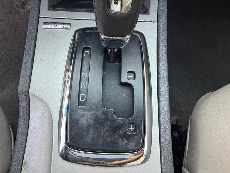 2010 Ford Fusion Image 25