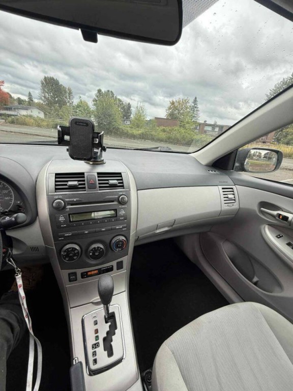 2011 Toyota Corolla Image 14