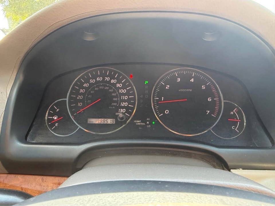 2004 Lexus GX 470 Image 12